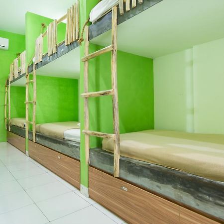 The Eco-Living Hostel 덴파사르 외부 사진